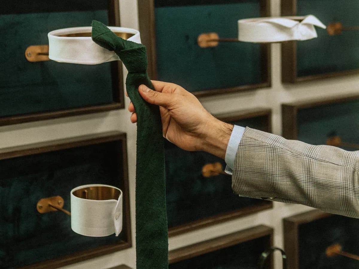 Choosing collar details at The London Bespoke Club